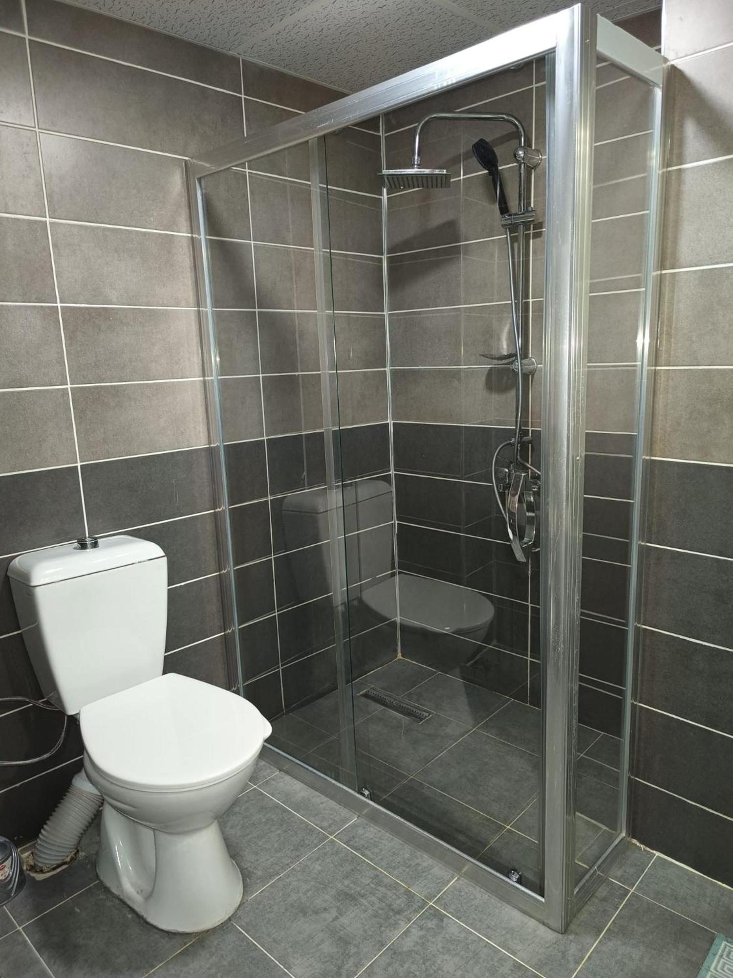 איסטמבול White Crown Apartman Ve Yasam Merkezi מראה חיצוני תמונה