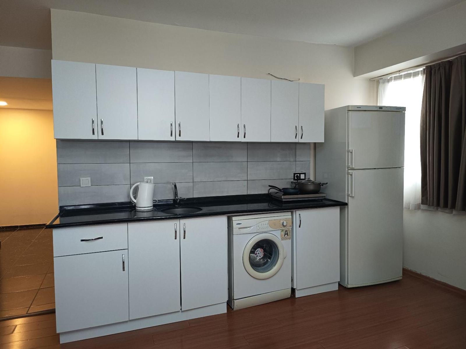 איסטמבול White Crown Apartman Ve Yasam Merkezi מראה חיצוני תמונה